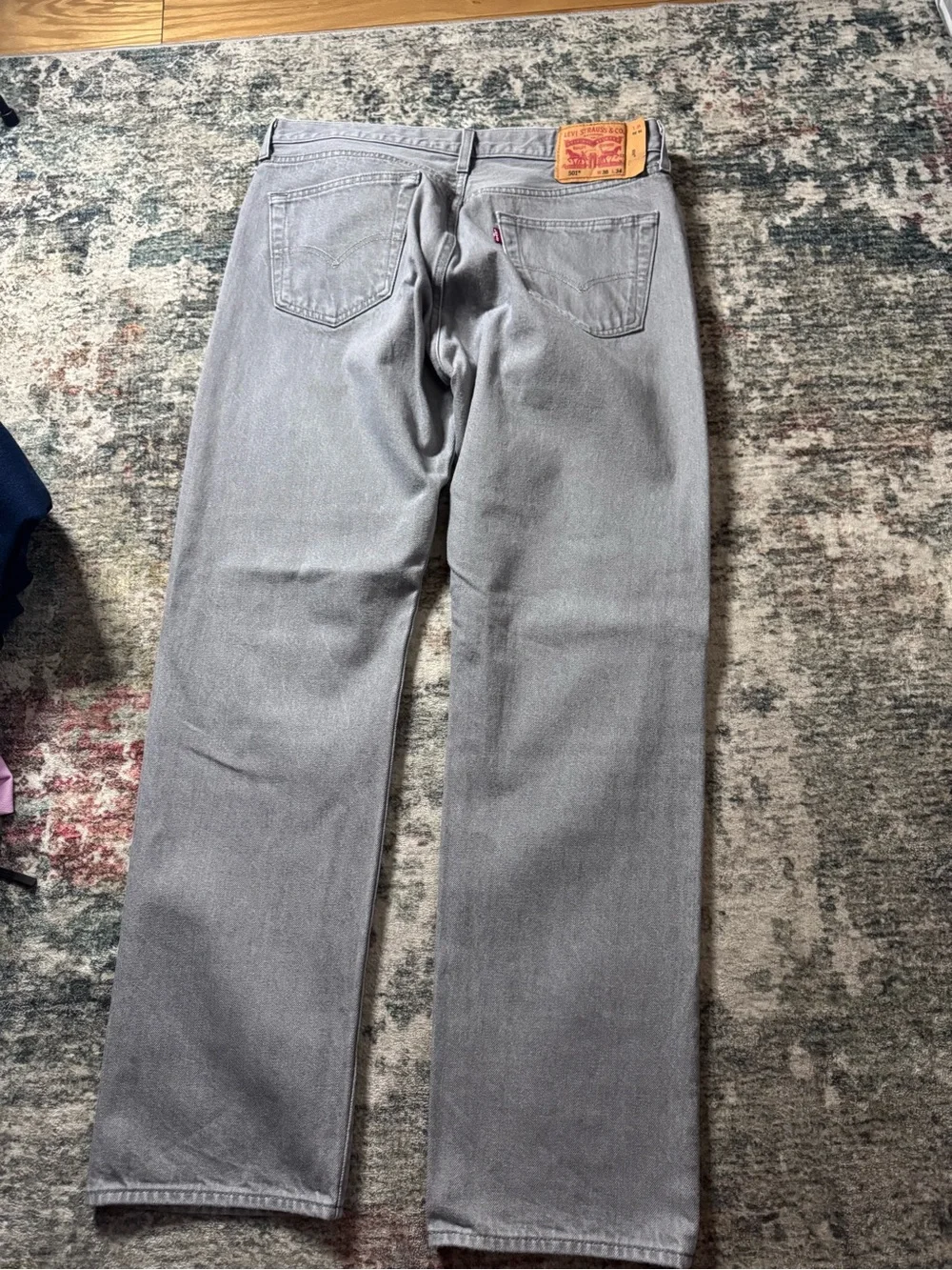 Levis classic straight